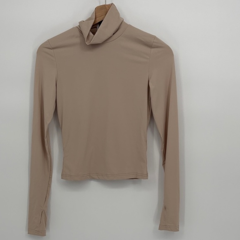 🧲 Princess Polly Elysium Bone Long Sleeve Turtleneck